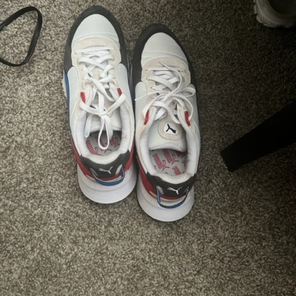Puma Sneakers Men size (11 and 11.5)